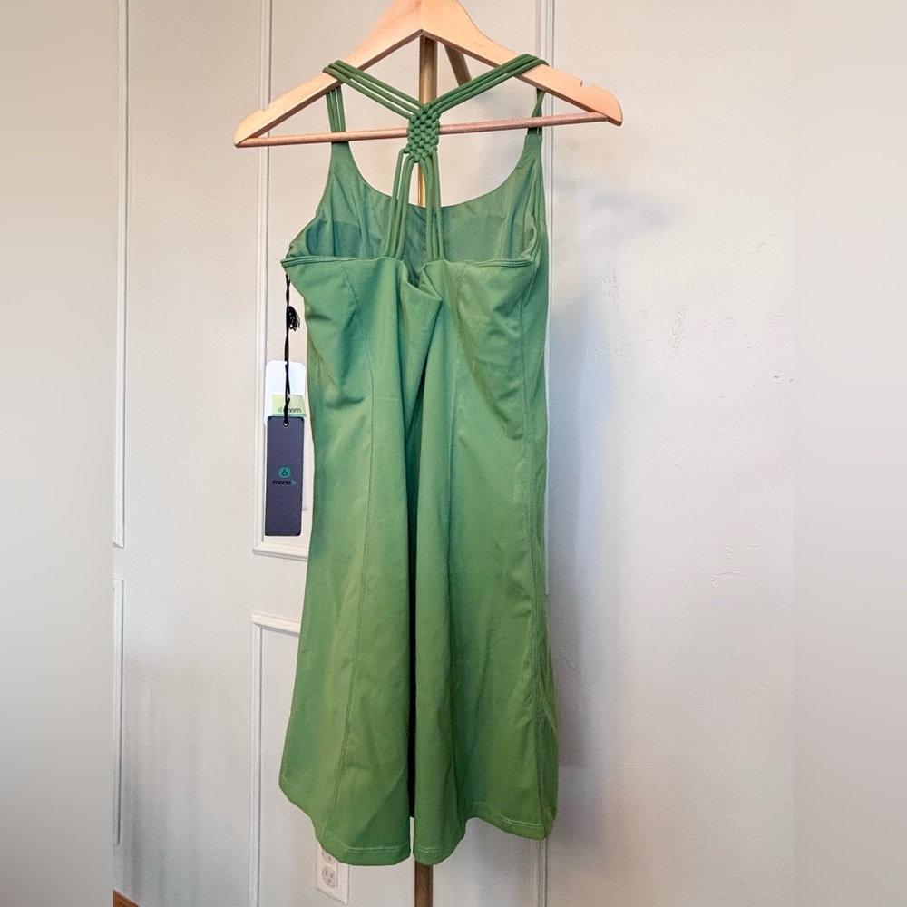*NWT* XL Green Strappy Dress Athletic Boutique - beautiful back design MSRP $68